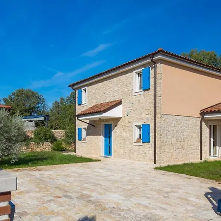 Holiday home Family Di Malinska